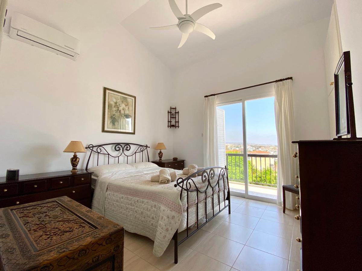 Villa Alicia With Priv Pool, Beautiful Garden And Shady Veranda- 5 Min To The Beach Peyia Exterior foto