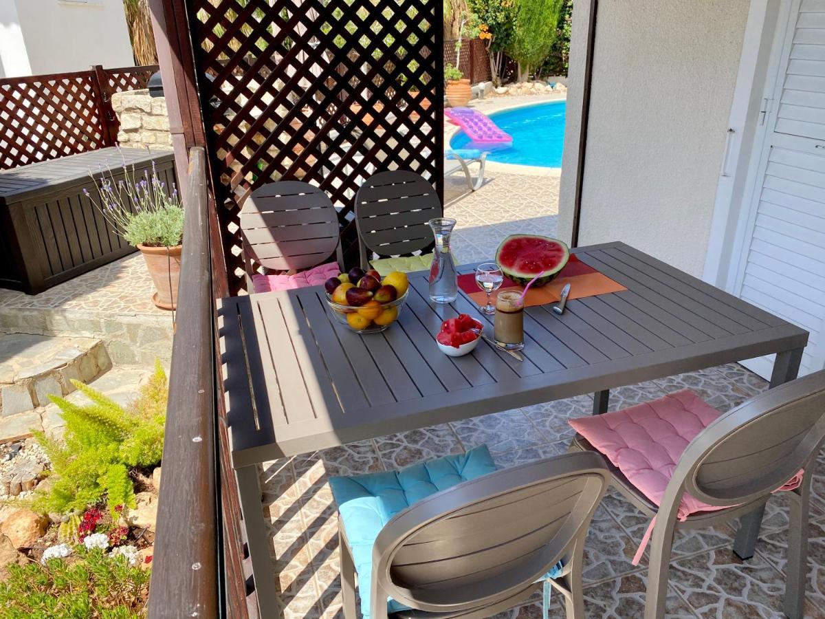 Villa Alicia With Priv Pool, Beautiful Garden And Shady Veranda- 5 Min To The Beach Peyia Exterior foto