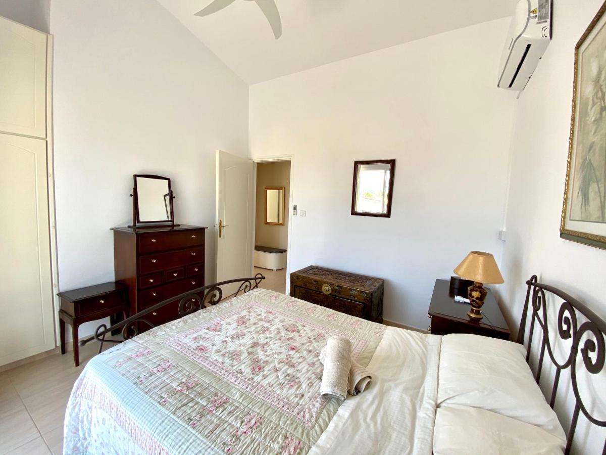 Villa Alicia With Priv Pool, Beautiful Garden And Shady Veranda- 5 Min To The Beach Peyia Exterior foto