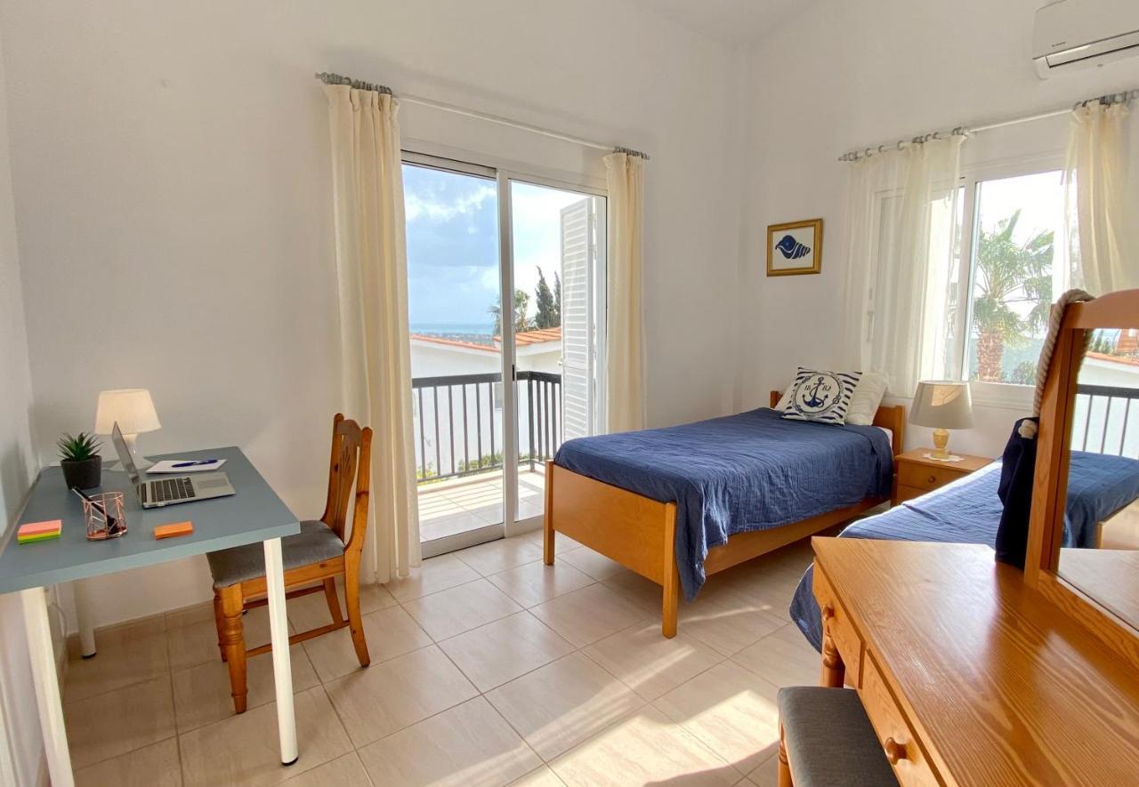 Villa Alicia With Priv Pool, Beautiful Garden And Shady Veranda- 5 Min To The Beach Peyia Exterior foto